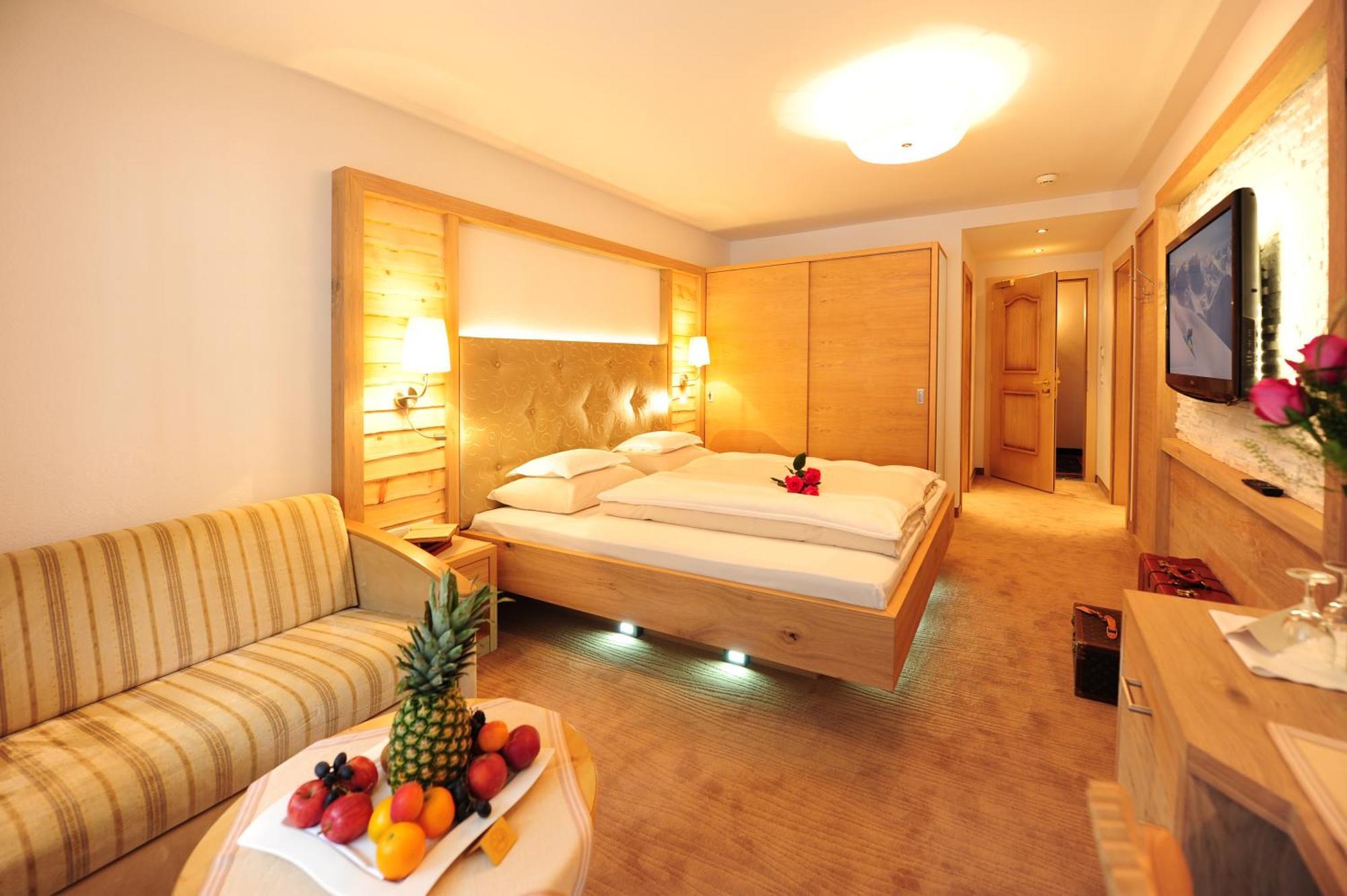 Salnerhof Superior Lifestyle Resort Ischgl Room photo