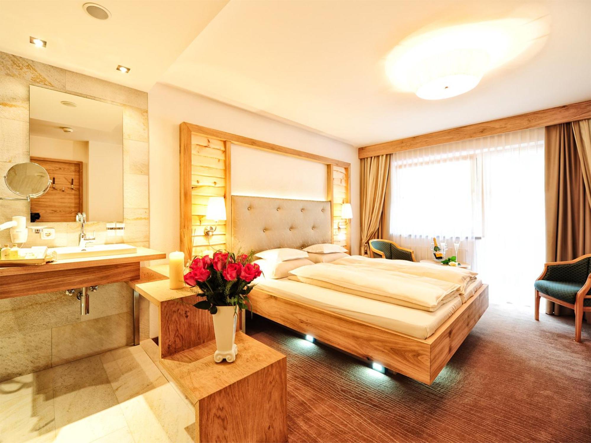 Salnerhof Superior Lifestyle Resort Ischgl Room photo
